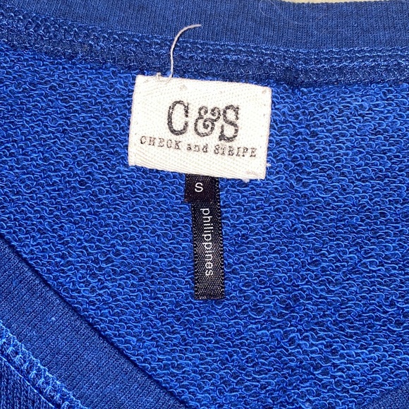 Check & Stripe Cropped Blue V-neck Sweatshirt Size: S - Picture 2 of 7